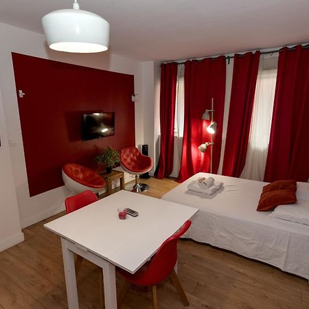 Studio rouge Ramblas Centre Toulouse Extérieur photo
